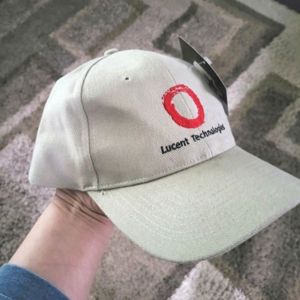 Starter Lucent Technologies Beige Cap